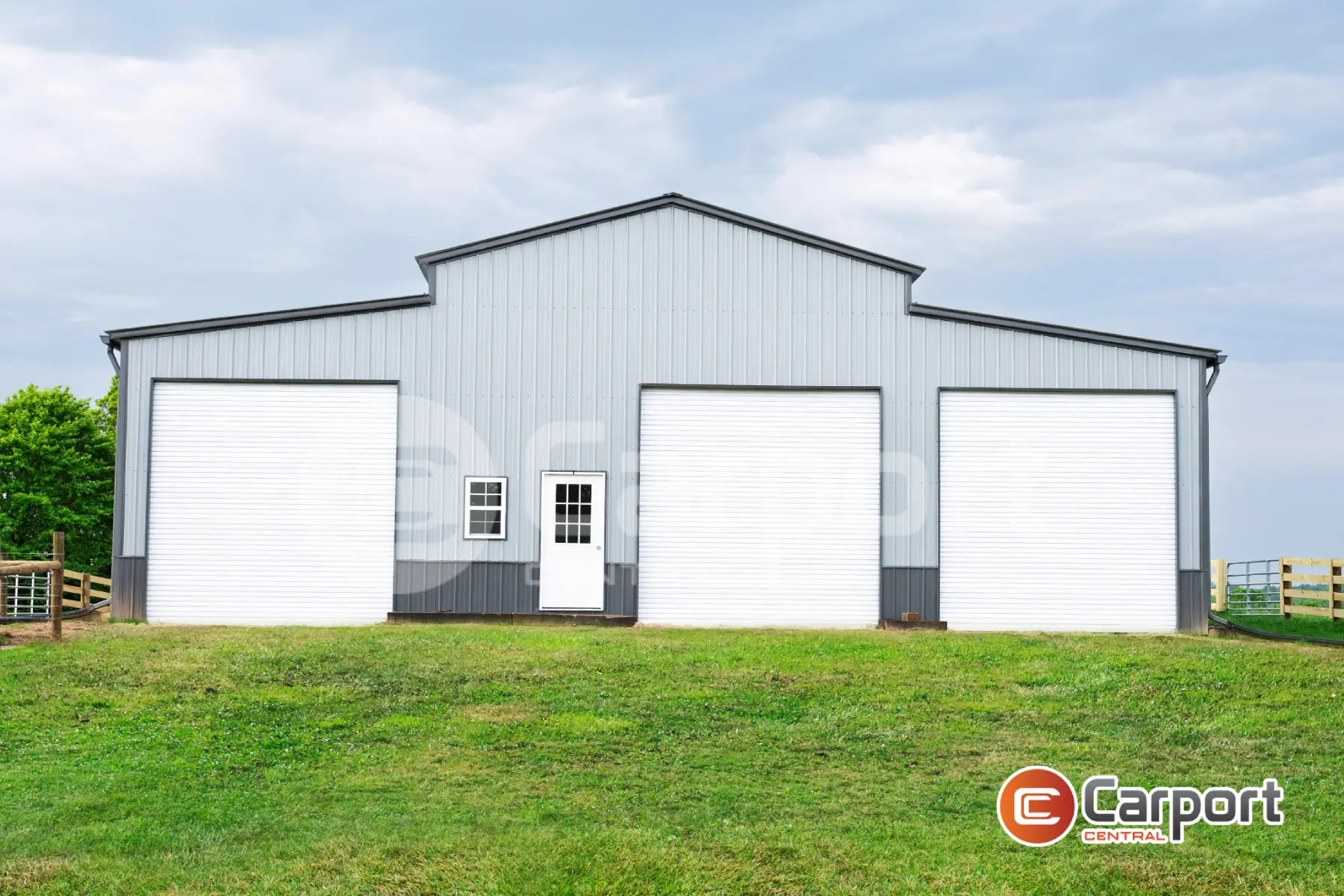 24’ x 40’ x 18’ Metal Barn