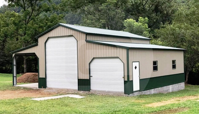 Deluxe Carolina Barn front